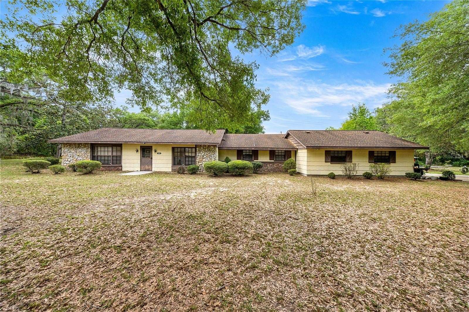 4.19 Acres of Land with Home for Sale in Summerfield, Florida