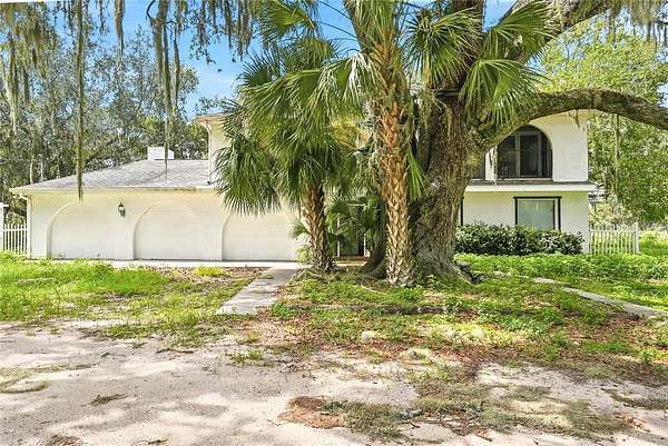 20 Acres of Agricultural Land with Home for Sale in Lithia, Florida