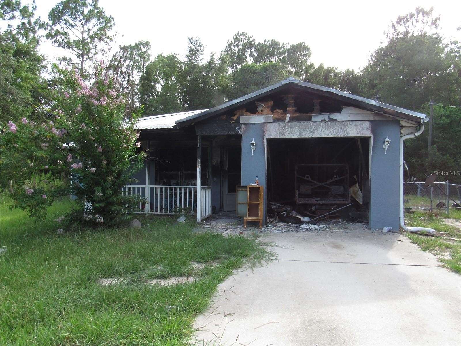 2.38 Acres of Land with Home for Sale in Dunnellon, Florida