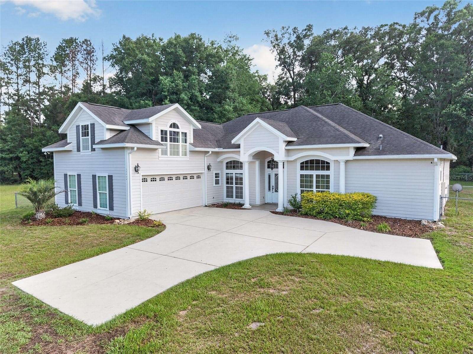 7 Acres of Land with Home for Sale in Newberry, Florida