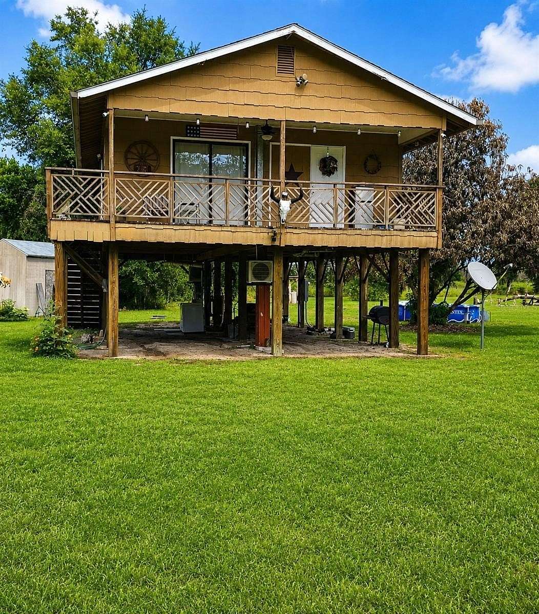 2.53 Acres of Land with Home for Sale in Frostproof, Florida