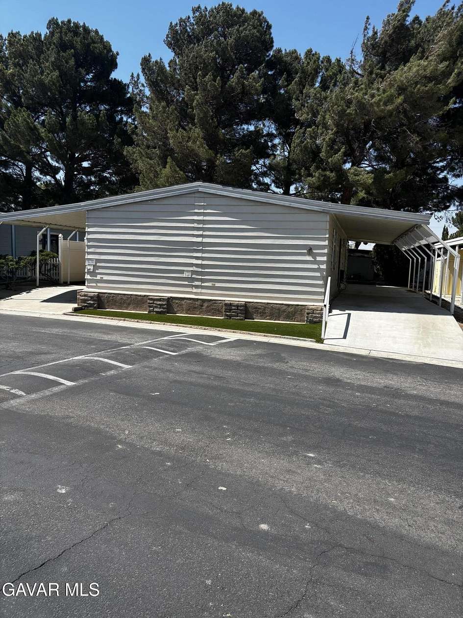 5 Acres of Land with Home for Sale in Lancaster, California