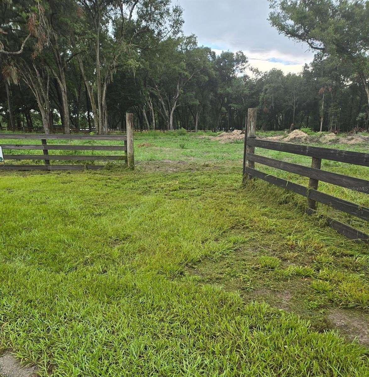 6.5 Acres of Land for Sale in Crescent City, Florida