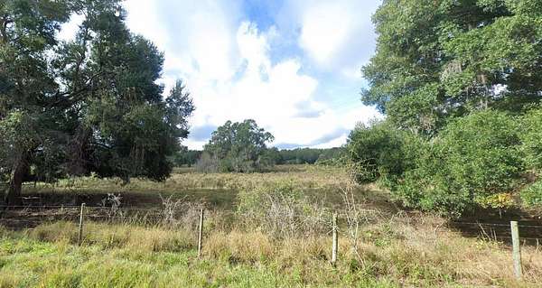 10 Acres of Residential Land for Sale in Sumterville, Florida