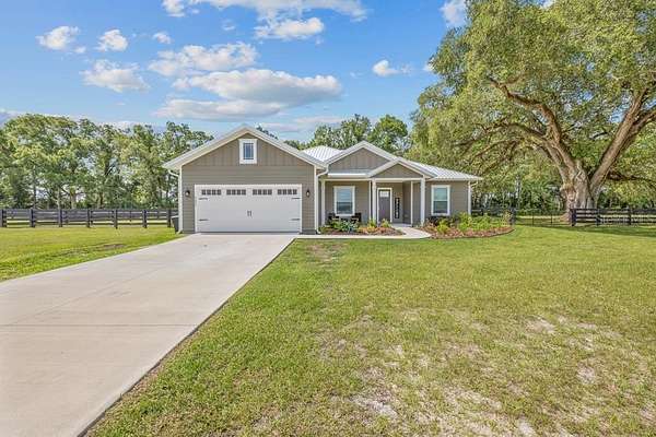 1.8 Acres of Land with Home for Sale in Trenton, Florida