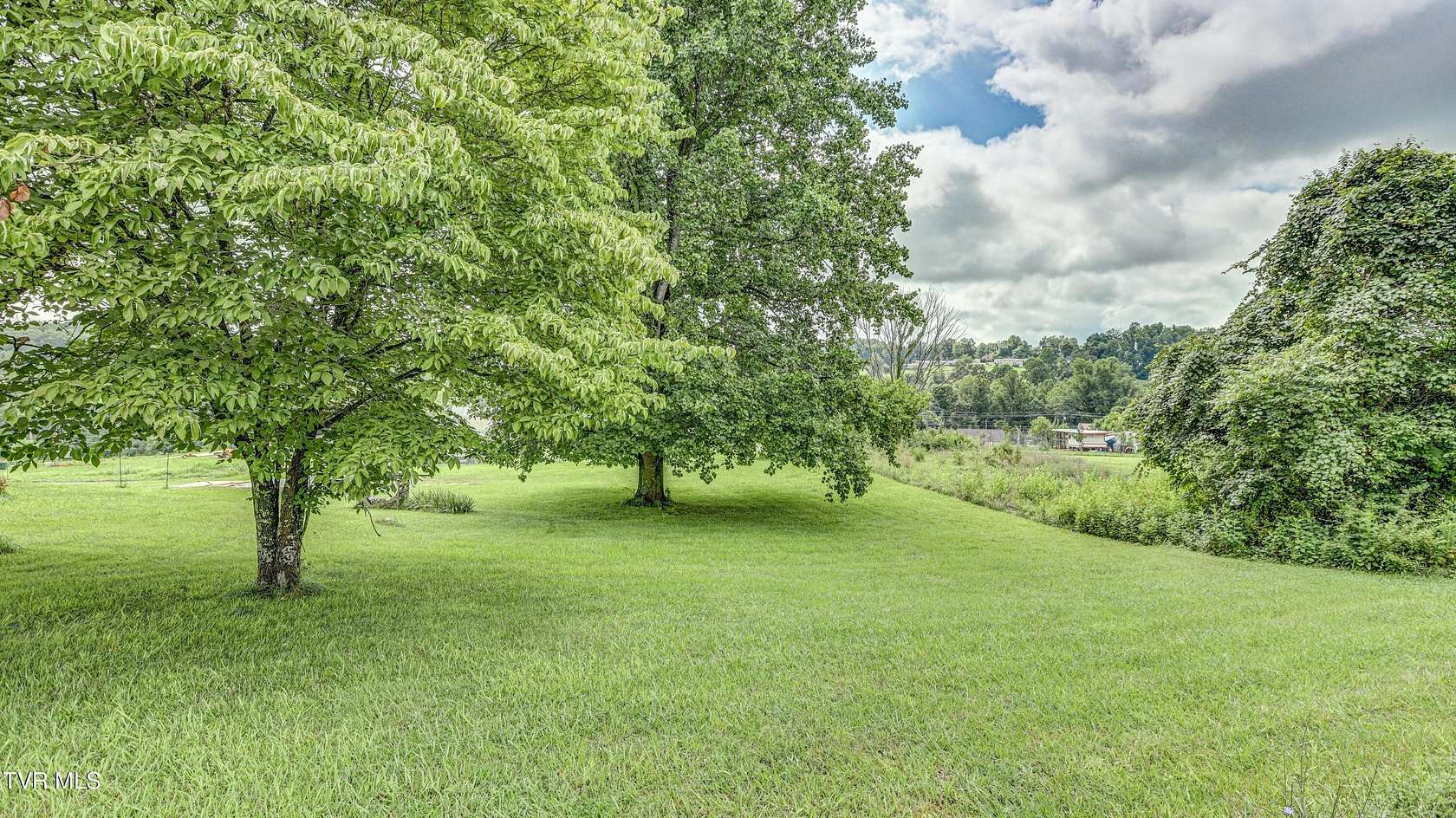 0.5 Acres of Residential Land for Sale in Piney Flats, Tennessee