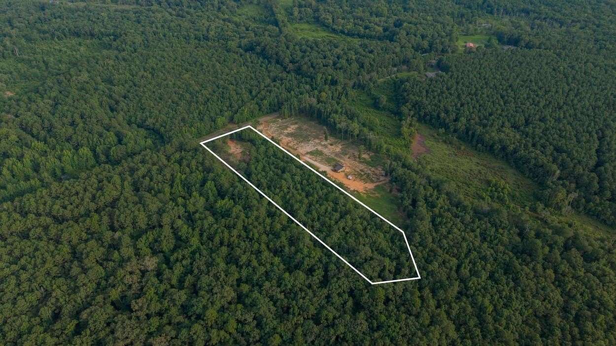 6 Acres of Residential Land for Sale in Hughes Springs, Texas