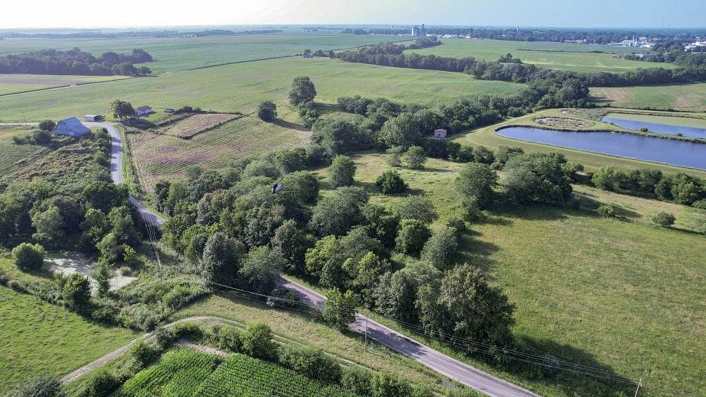 9.48 Acres of Land for Sale in Mount Sterling, Illinois