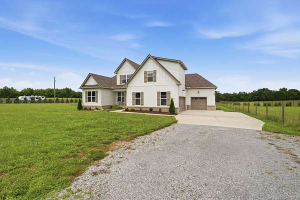 1.6 Acres of Land with Home for Sale in Murfreesboro, Tennessee