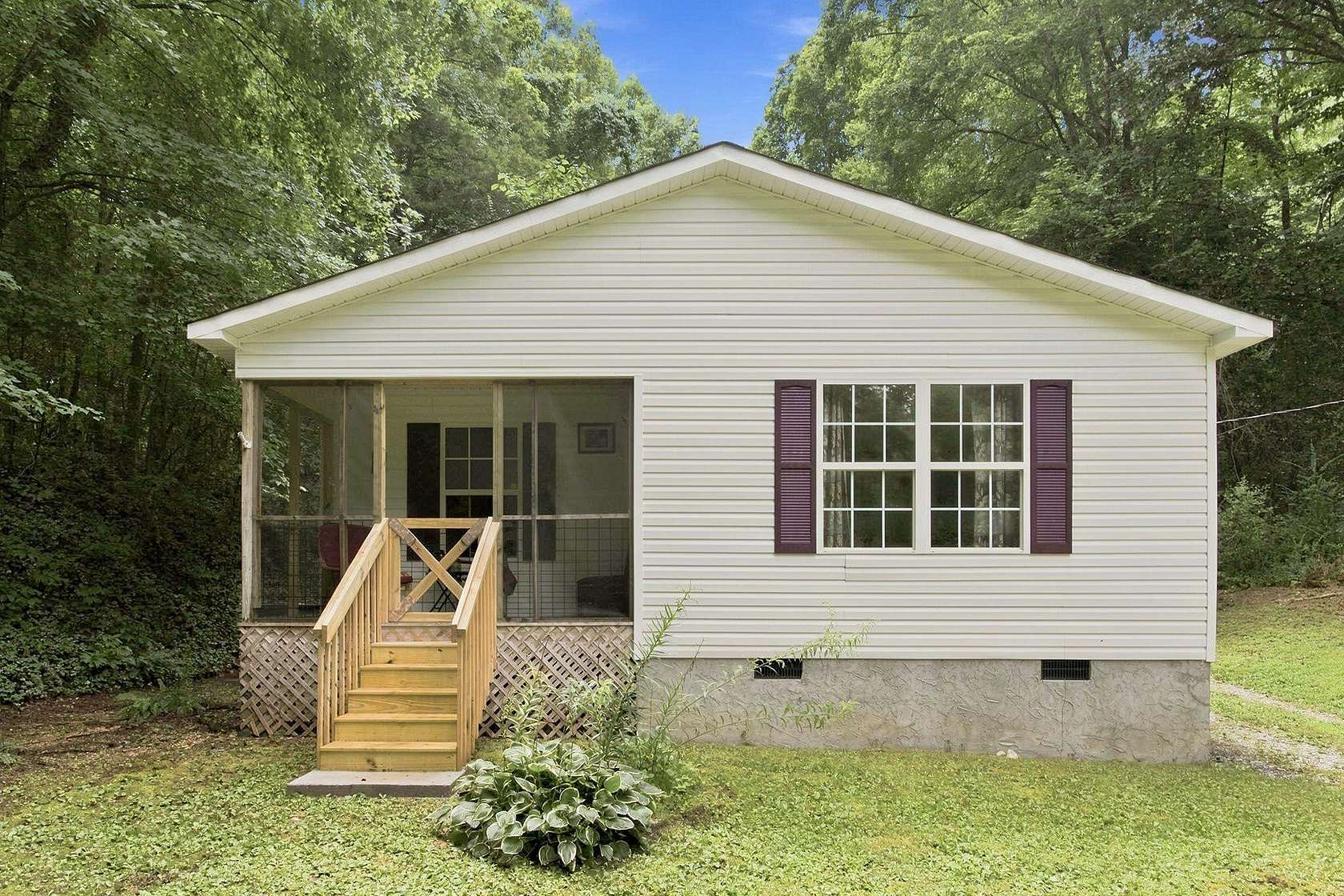 1.54 Acres of Land with Home for Sale in Decatur, Tennessee