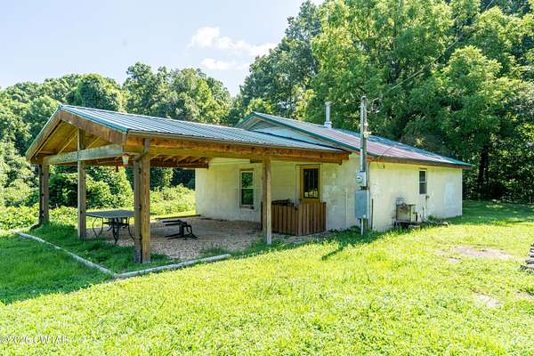 44.8 Acres of Land with Home for Sale in Hornbeak, Tennessee