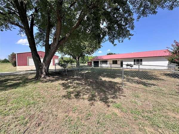4.29 Acres of Land with Home for Sale in Shawnee, Oklahoma