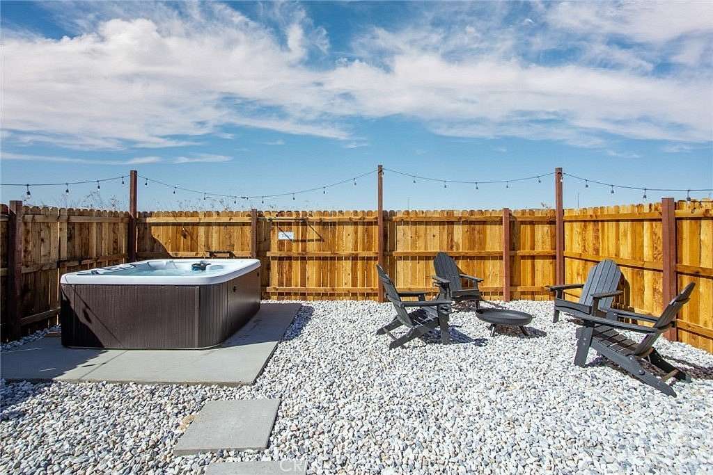 2.5 Acres of Land with Home for Sale in Twentynine Palms, California
