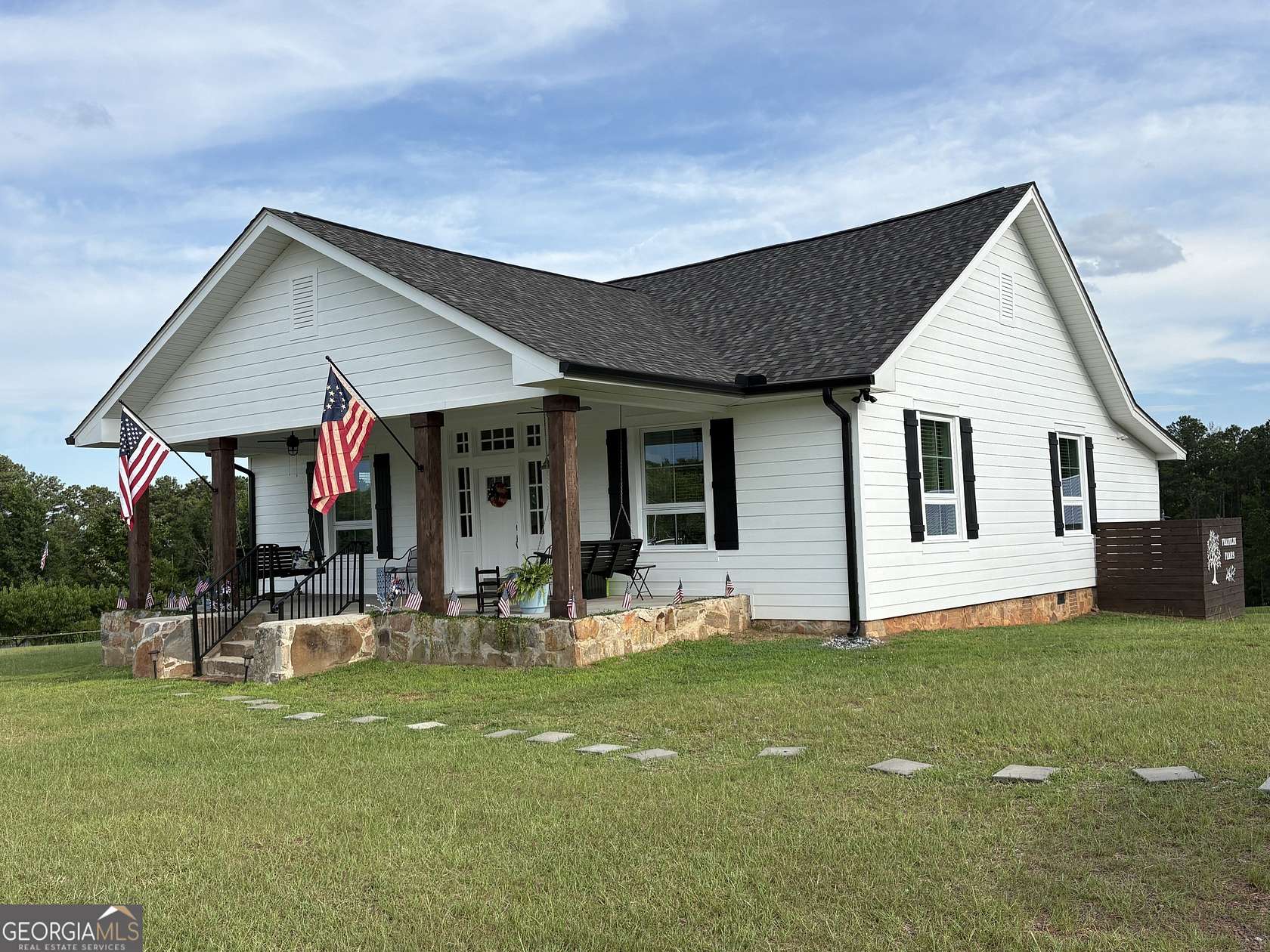 11 Acres of Land with Home for Sale in Thomaston, Georgia
