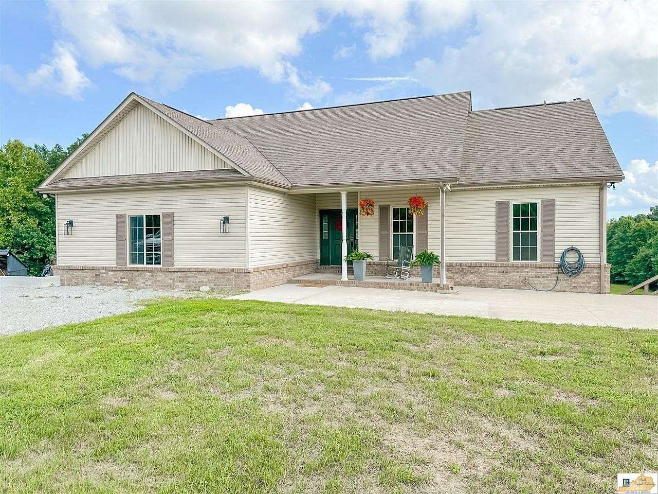 13 Acres of Land with Home for Sale in Breeding, Kentucky