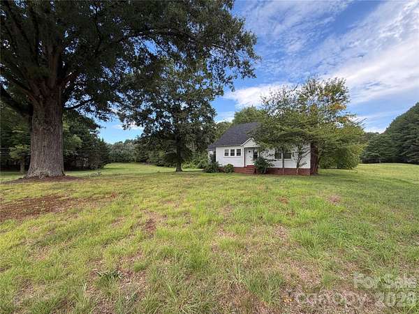 8.77 Acres of Residential Land for Sale in Hickory, North Carolina