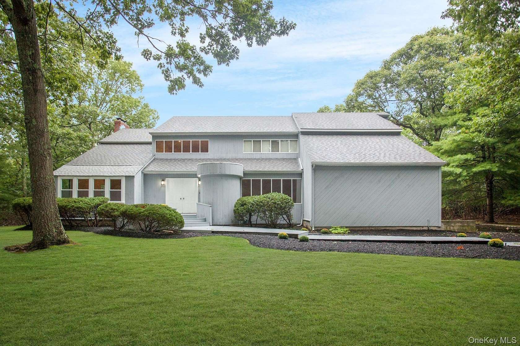 2 Acres of Land with Home for Sale in Setauket, New York