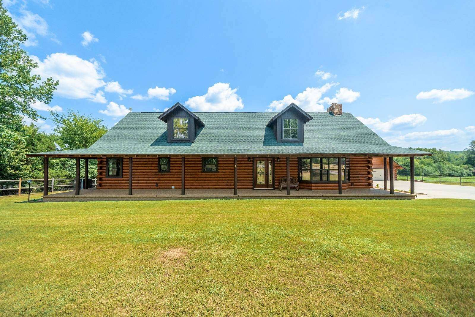 9 Acres of Land with Home for Auction in Royal, Arkansas
