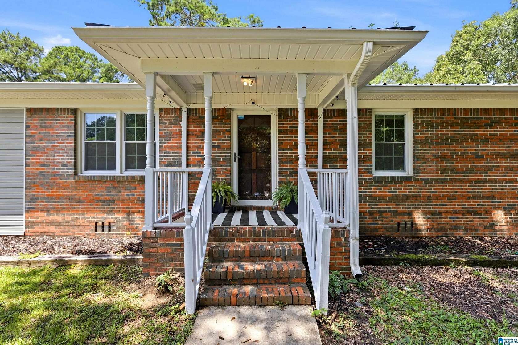 2 Acres of Land with Home for Sale in Dora, Alabama