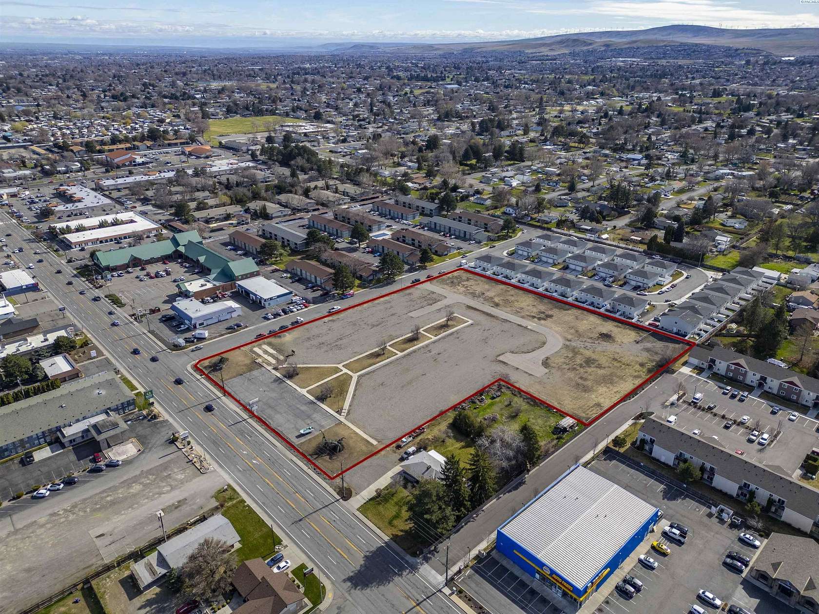 4.83 Acres of Commercial Land for Sale in Kennewick, Washington