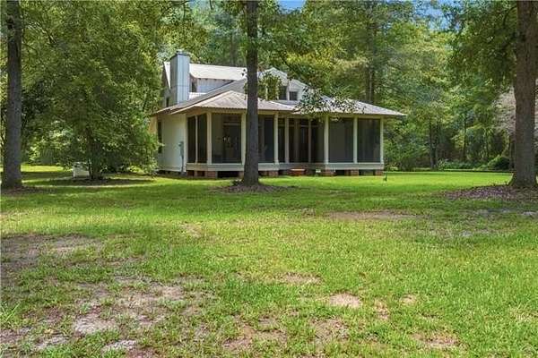 8.47 Acres of Land with Home for Sale in Covington, Louisiana