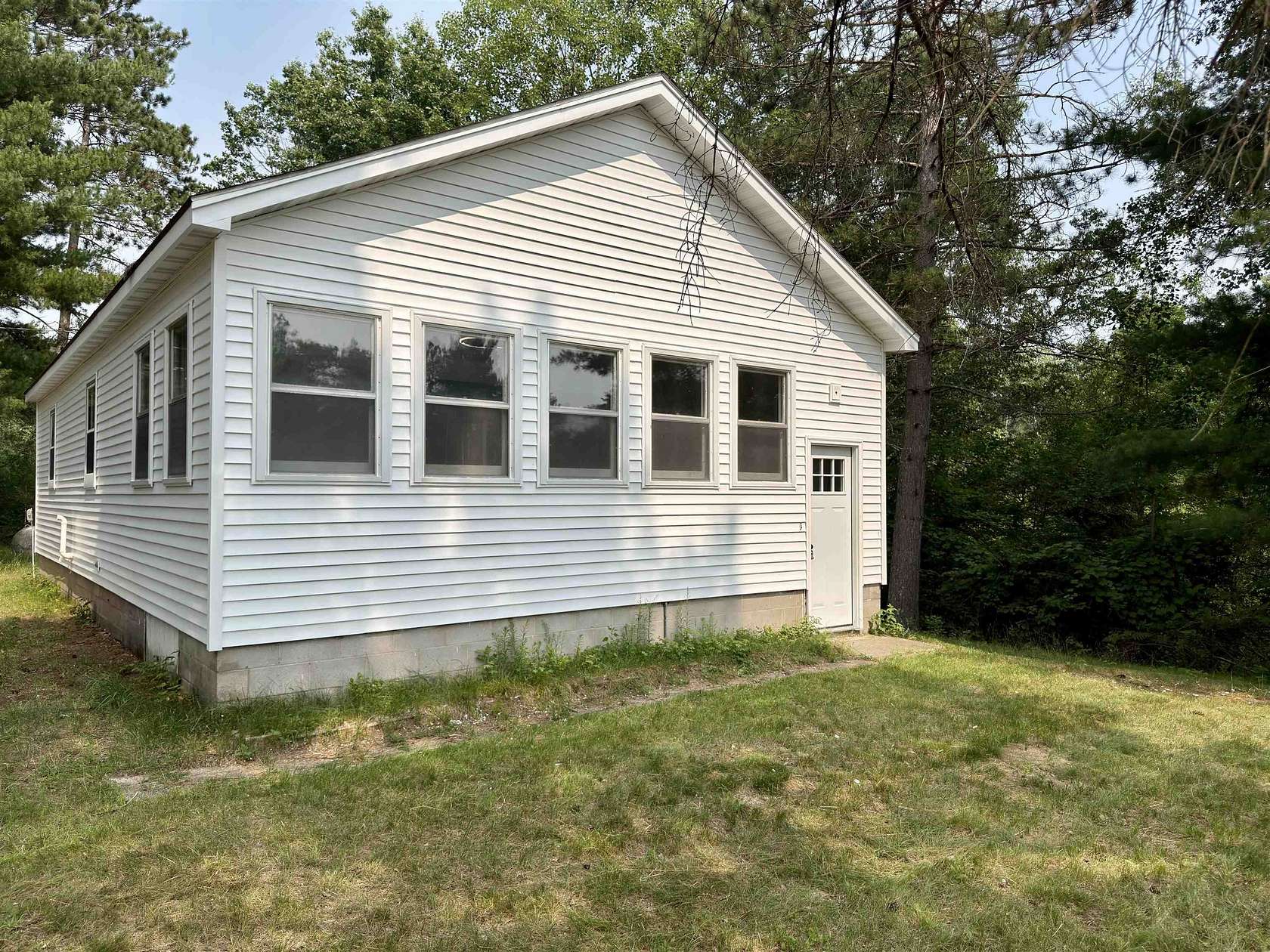 3.4 Acres of Land with Home for Sale in Crivitz, Wisconsin
