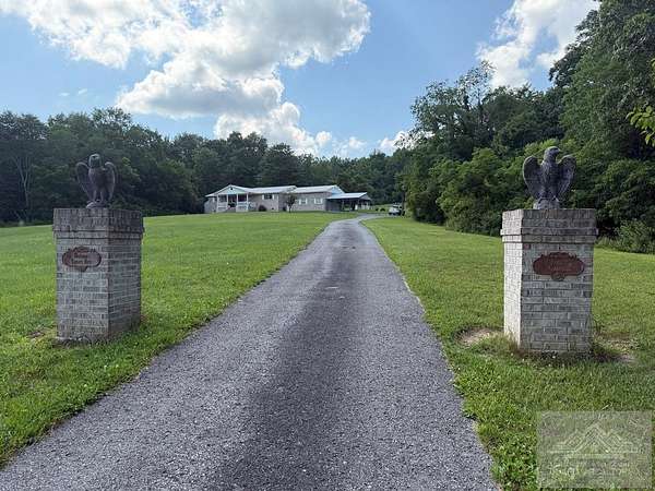 26 Acres of Land with Home for Sale in Bluefield, West Virginia