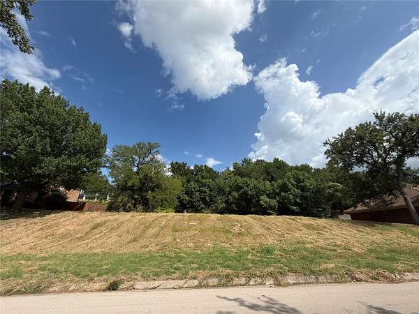0.38 Acres of Residential Land for Sale in Benbrook, Texas