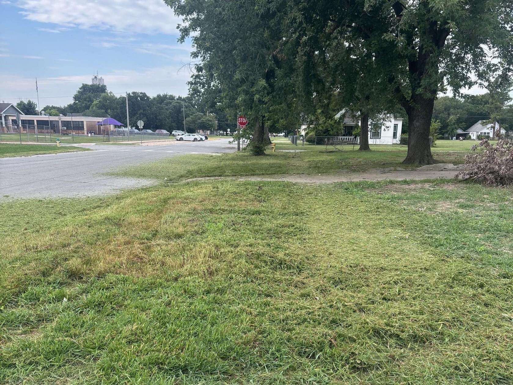 0.32 Acres of Residential Land for Sale in Coffeyville, Kansas