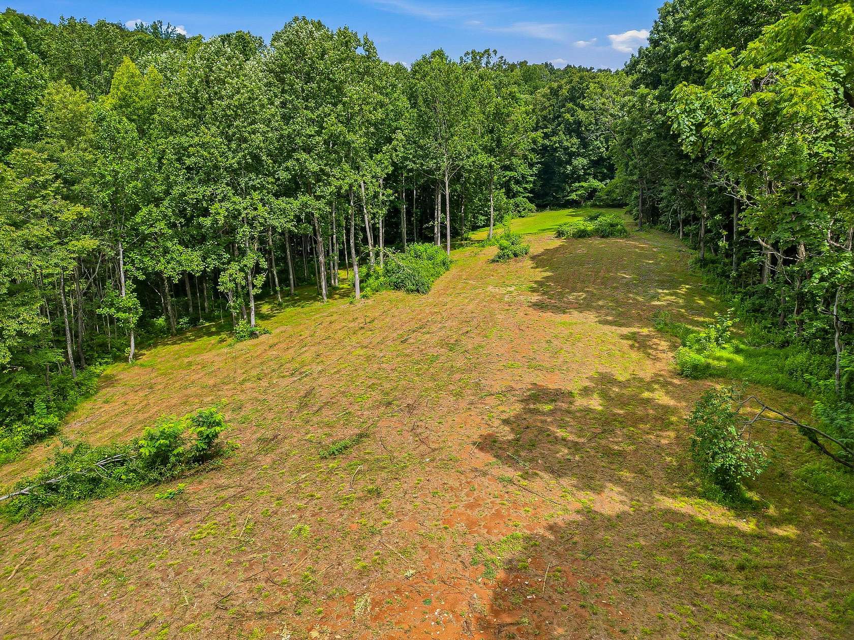19.1 Acres of Recreational & Residential Land for Sale in Cottontown, Tennessee