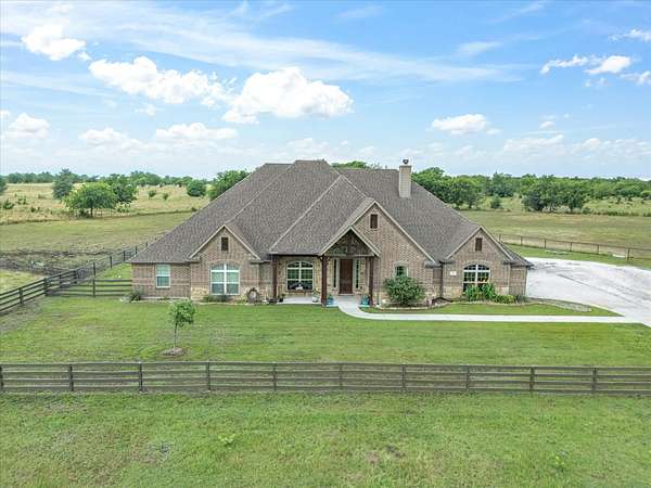 14.9 Acres of Land with Home for Sale in Justin, Texas