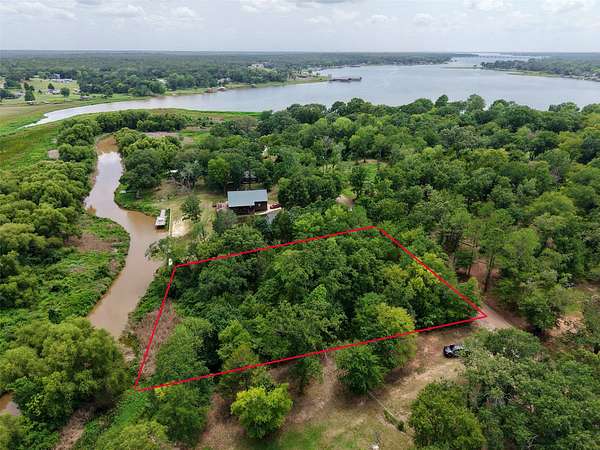 0.62 Acres of Residential Land for Sale in Eustace, Texas