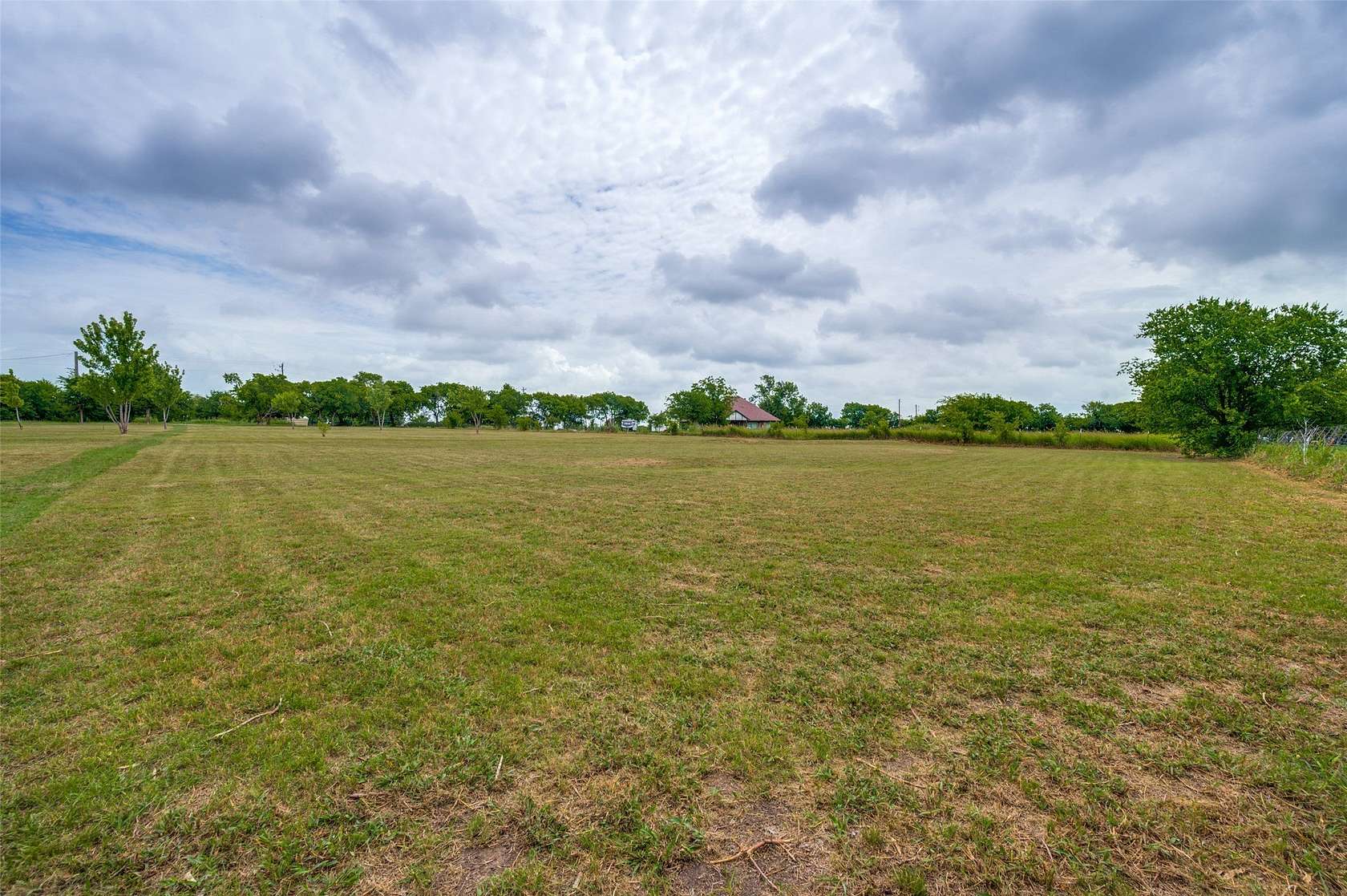 1.32 Acres of Land for Sale in Sanger, Texas