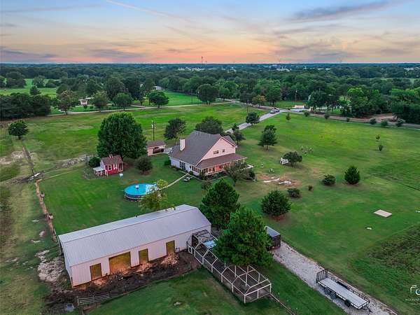 17.9 Acres of Land with Home for Sale in Bonham, Texas