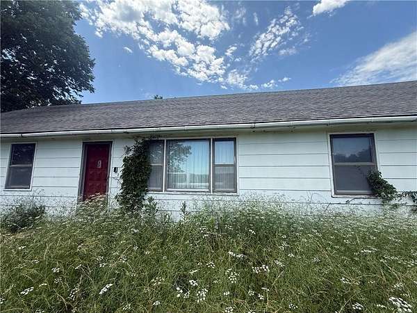 10 Acres of Land with Home for Sale in Hardin, Missouri