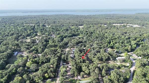 0.4 Acres of Residential Land for Sale in Hawk Cove, Texas