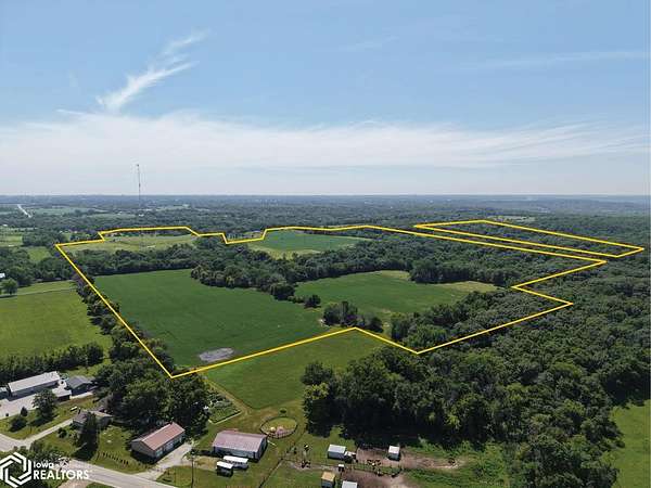 131 Acres of Land for Sale in Boone, Iowa