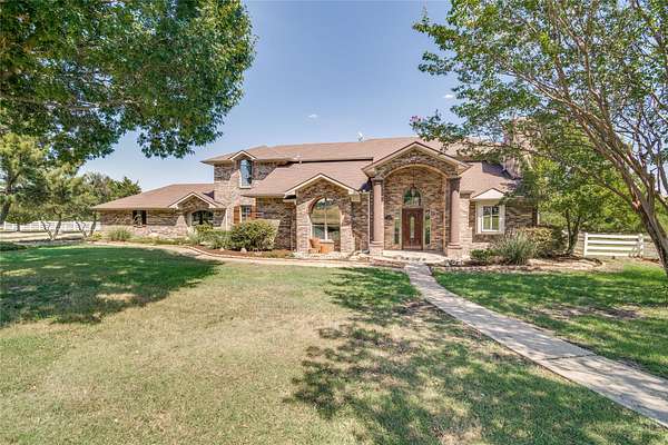 5.28 Acres of Land with Home for Sale in Rockwall, Texas