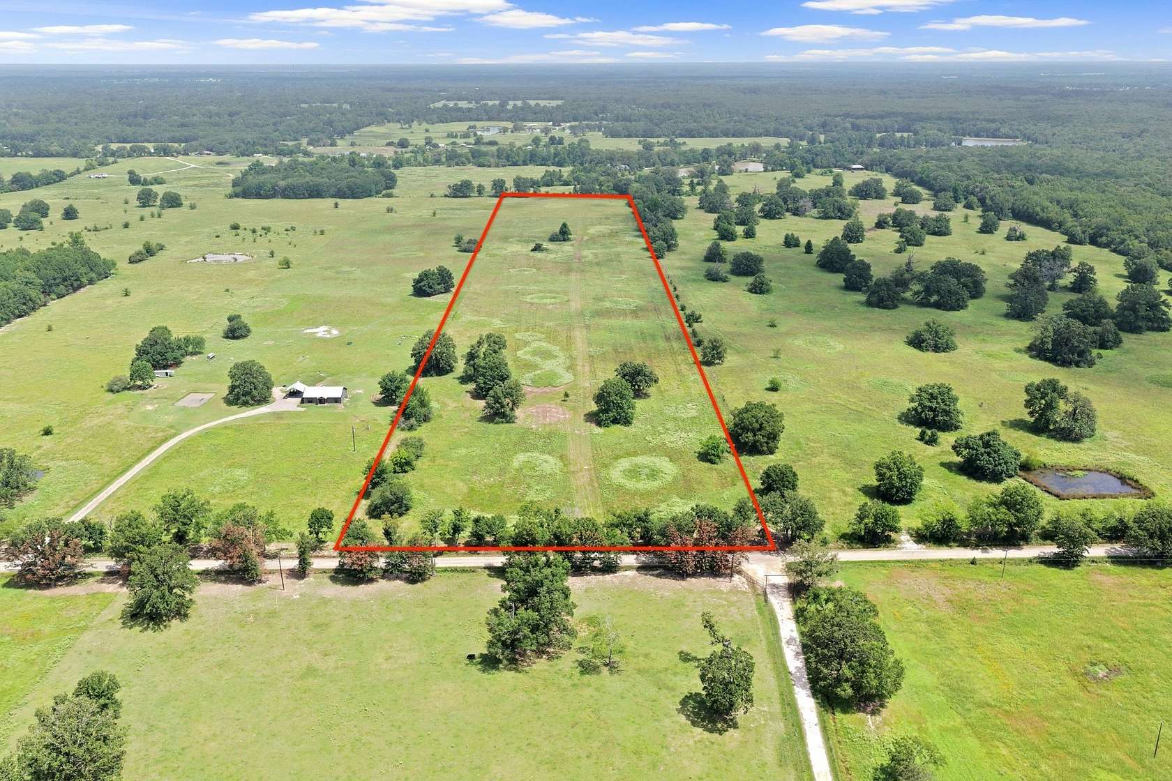 20 Acres of Land for Sale in Talco, Texas