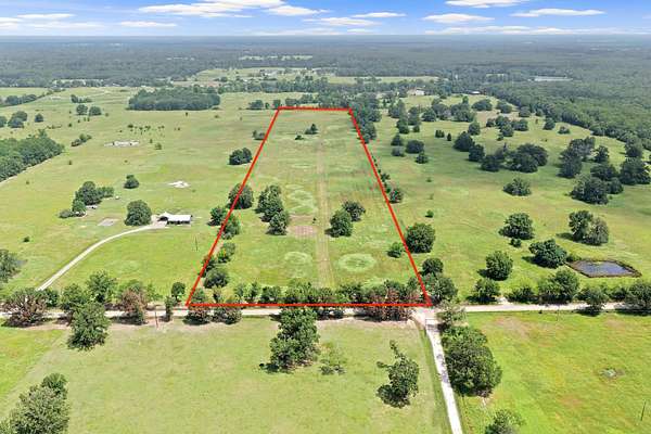 20 Acres of Land for Sale in Talco, Texas