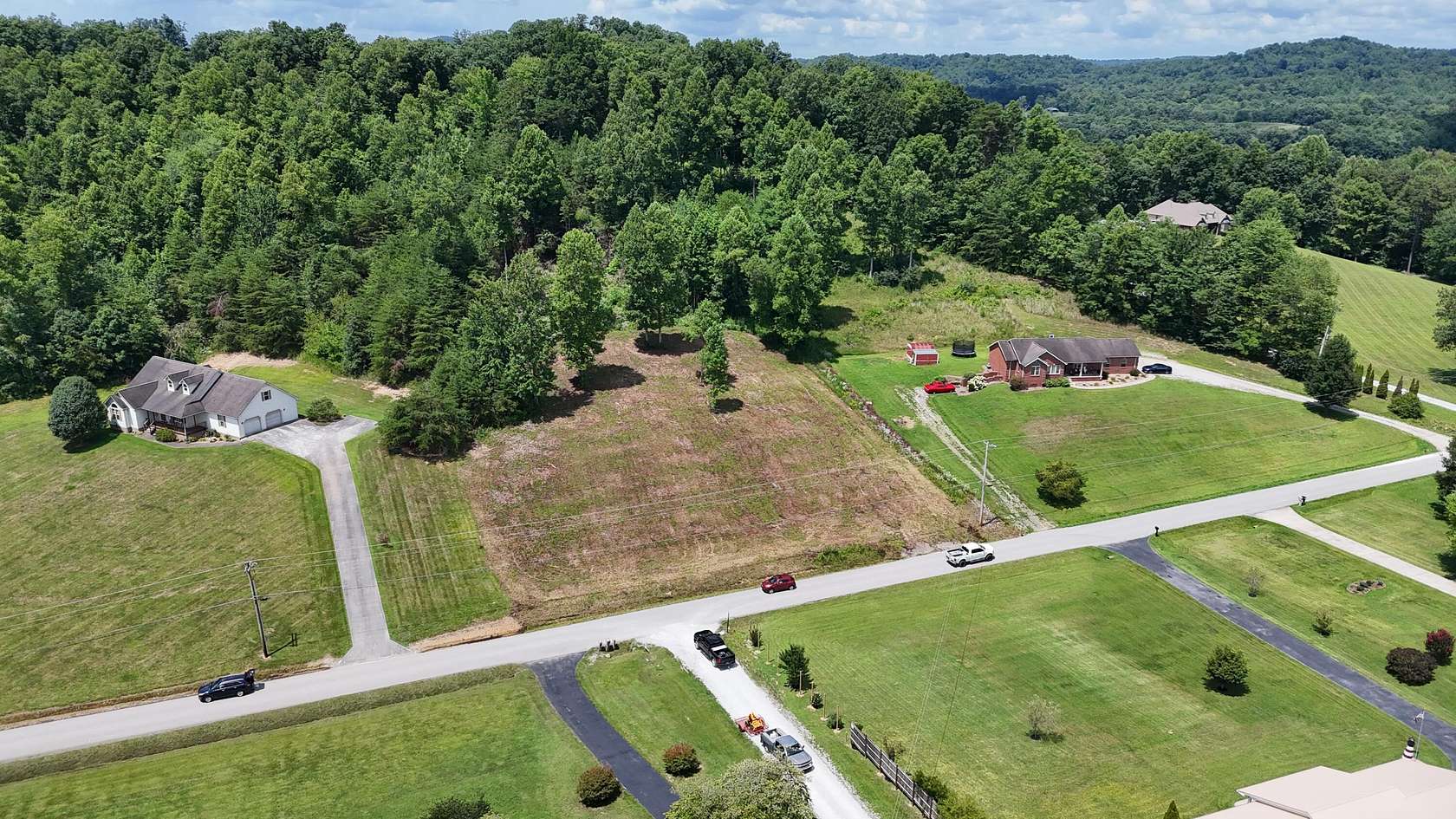 2.35 Acres of Residential Land for Sale in London, Kentucky