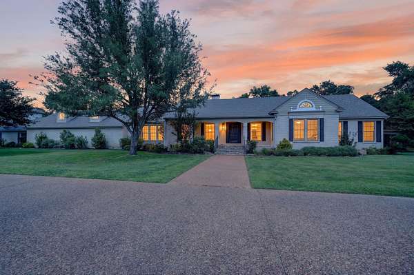 9 Acres of Land with Home for Sale in Athens, Texas