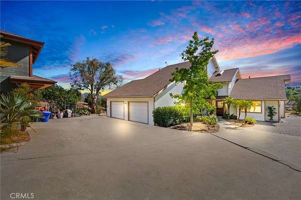 3.68 Acres of Land with Home for Sale in Fallbrook, California
