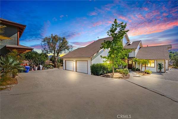 3.68 Acres of Land with Home for Sale in Fallbrook, California