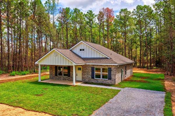 1.8 Acres of Land with Home for Sale in Picayune, Mississippi