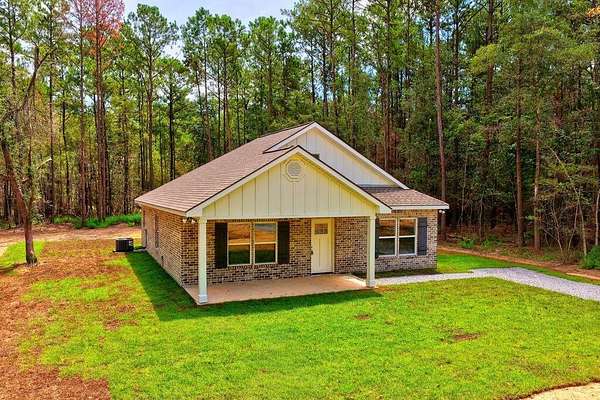 1.8 Acres of Land with Home for Sale in Picayune, Mississippi