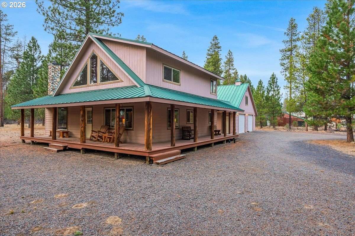 5 Acres of Land with Home for Sale in La Pine, Oregon