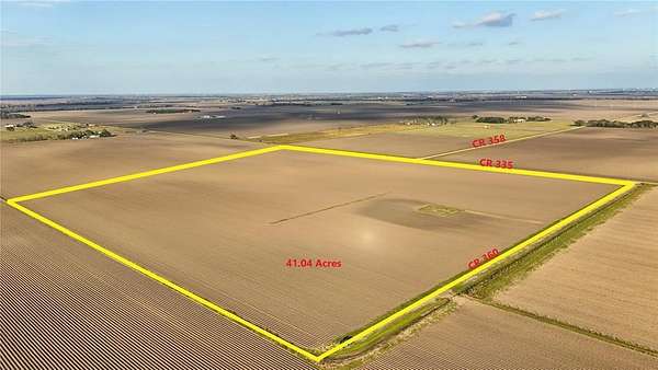 41 Acres of Agricultural & Residential Land for Sale in Louise, Texas