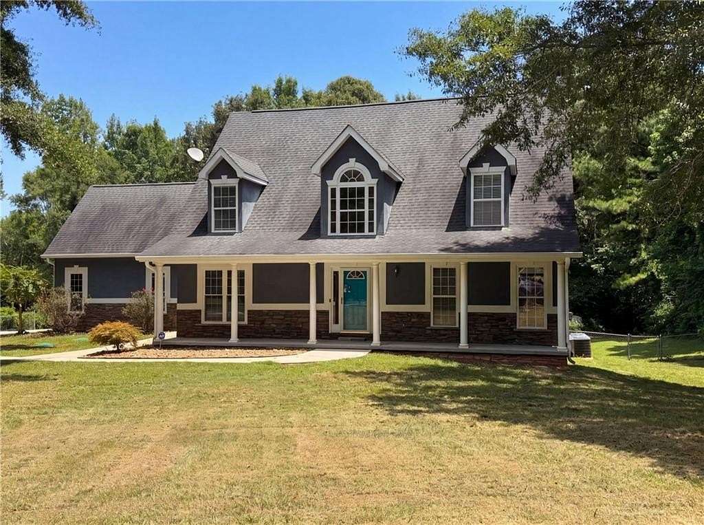 2.67 Acres of Land with Home for Sale in McDonough, Georgia