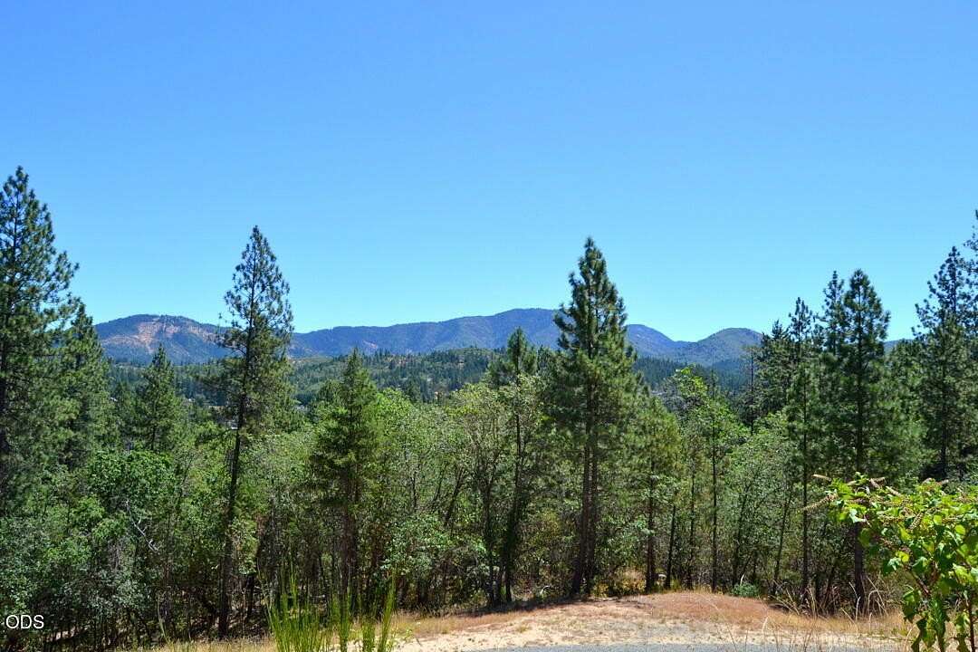 2 Acres of Residential Land for Sale in Grants Pass, Oregon